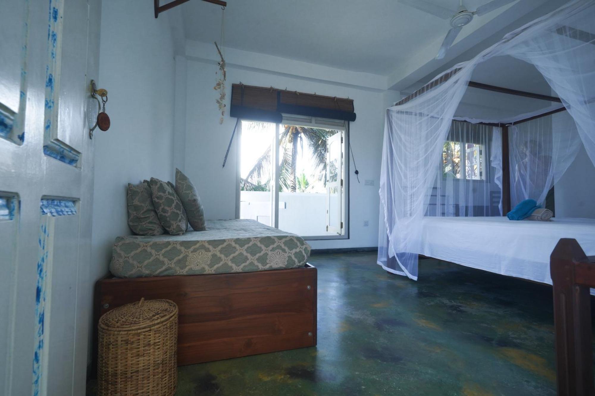 Bed and Breakfast Casa Tharin Madiha Matara Exterior foto